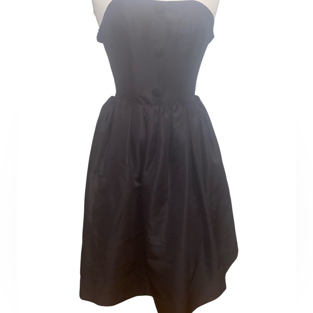 Chic Strapless Black Dress